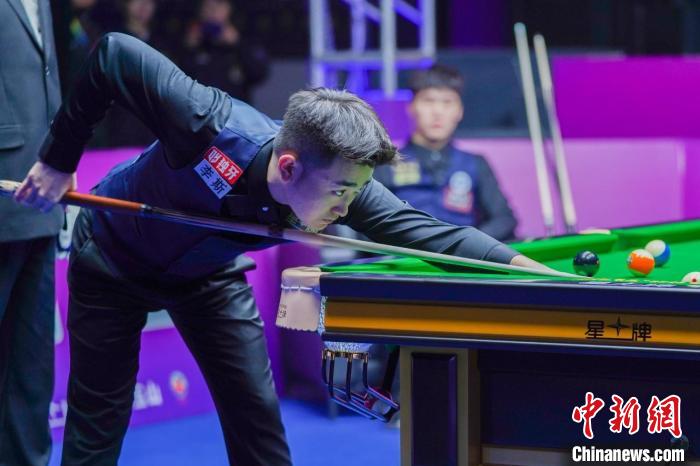 中国00后对决成焦点：赵汝亮首次捧起中式台球世