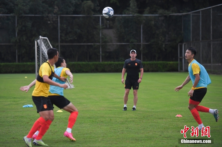 伊万科维奇下课后，谁将接棒带队圆梦百年世界