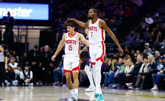 火箭谢泼德狂砍23分14助攻，伊森替补表现遭质疑