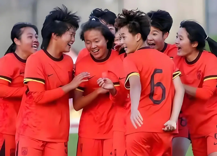 中国U16女足力克法国两连胜，打破欧洲青少年女
